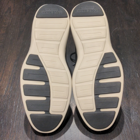 NWOT Men's Cole Haan Leather Boot - Picture 3 of 6